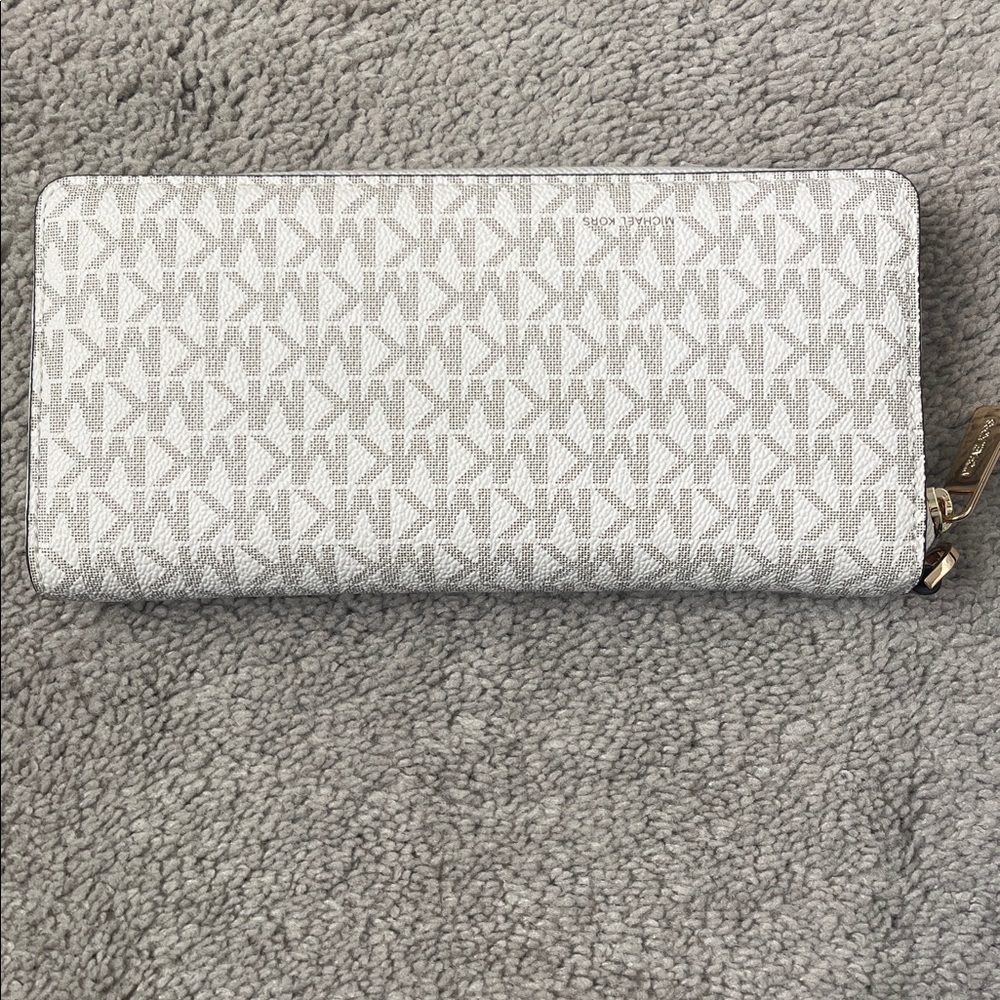 Michael Kors Gray and White Logo Wallet - Picture 2 of 7